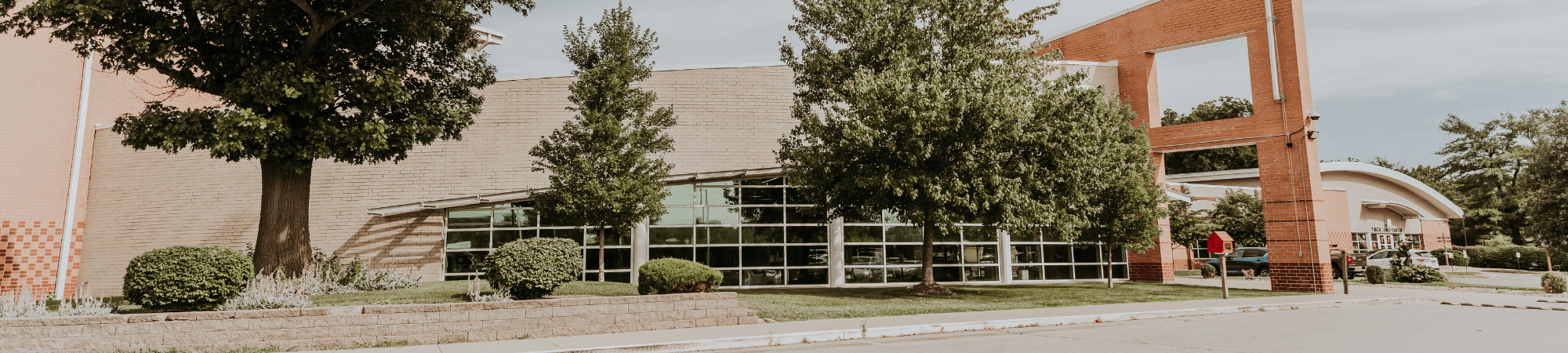 exterior image of decatur family ymca